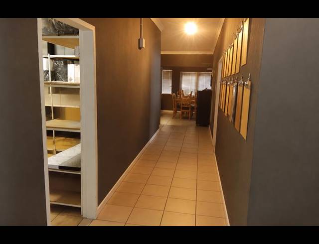 4 BEDROOM HOUSE FOR SALE IN HAZELWOOD